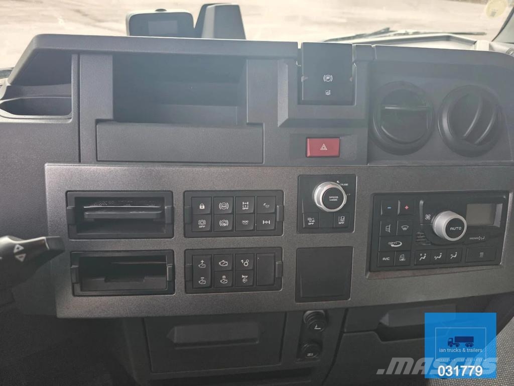 Renault T460 4X2 | Retarder | 581.000 Km | EURO 6 | 06-201 Тягачі