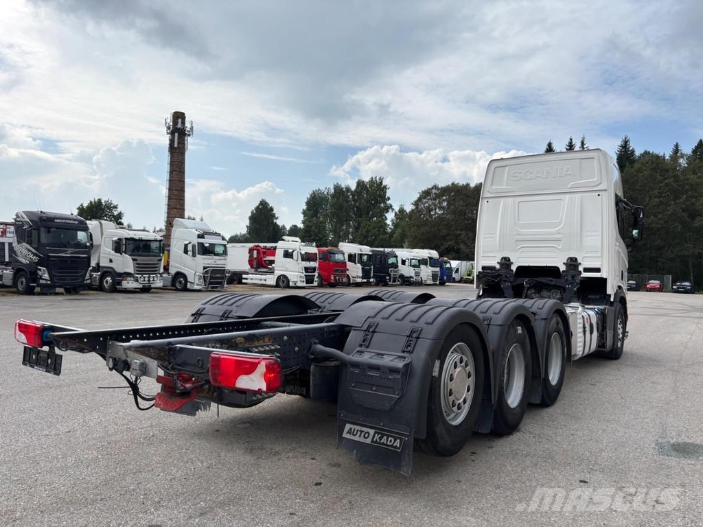 Scania R500 8x4*4 EURO6 + PTO + CHASSIS L8250mm Шасі з кабіною