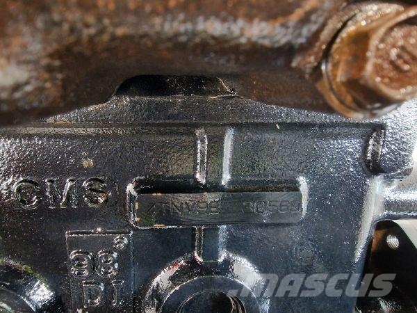 Yanmar 4TNV94L-P Dzinēji