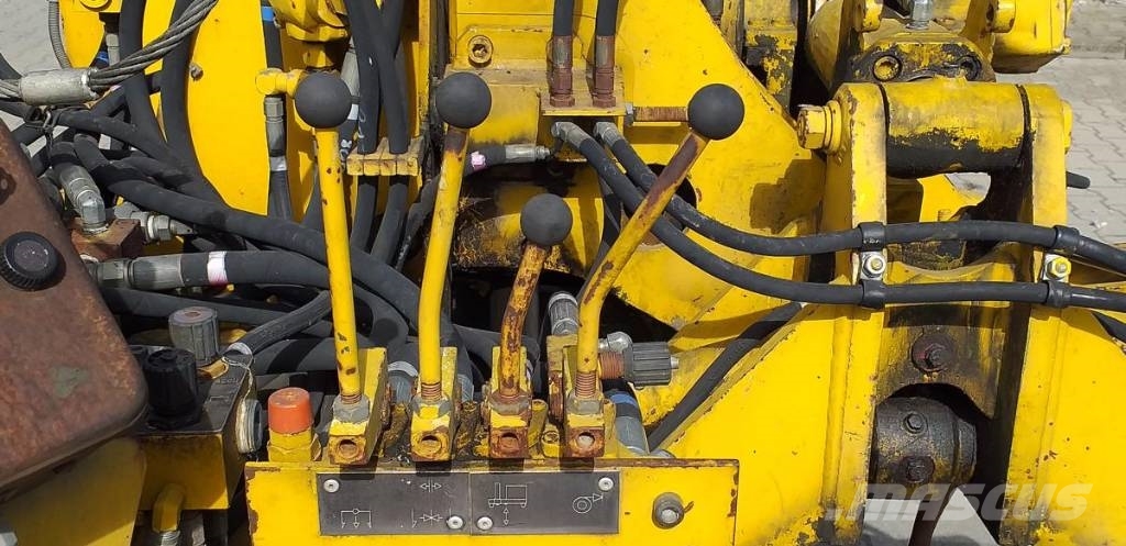  Podbijarka torowa | Track tamping machine Održavanje železničkih pruga