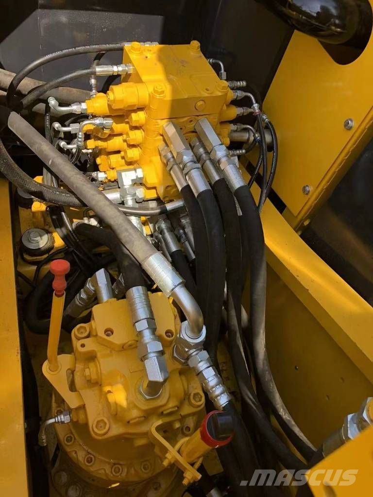 Komatsu PC 160 LC Escavatori cingolati