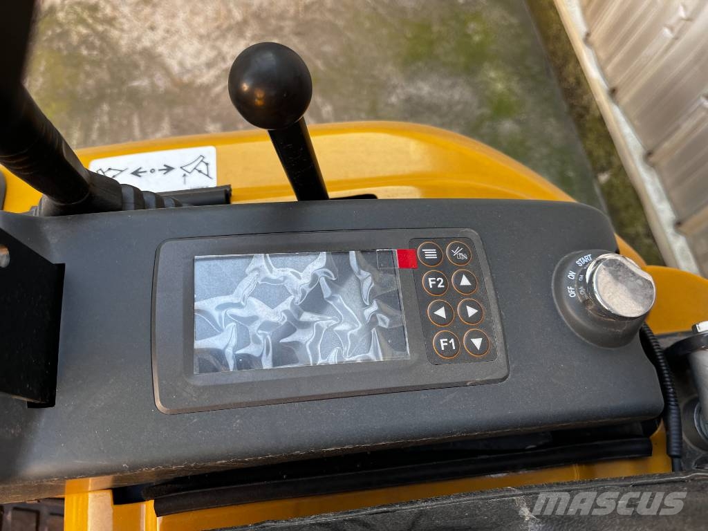 XCMG XE 17 U Miniexcavadoras