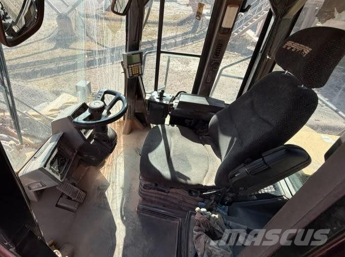 CAT 980 G Iekrāvēji uz riteņiem