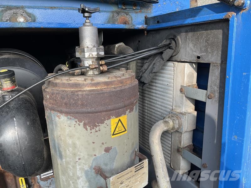 Atlas Copco XAHS 186 DD - N Kompresory