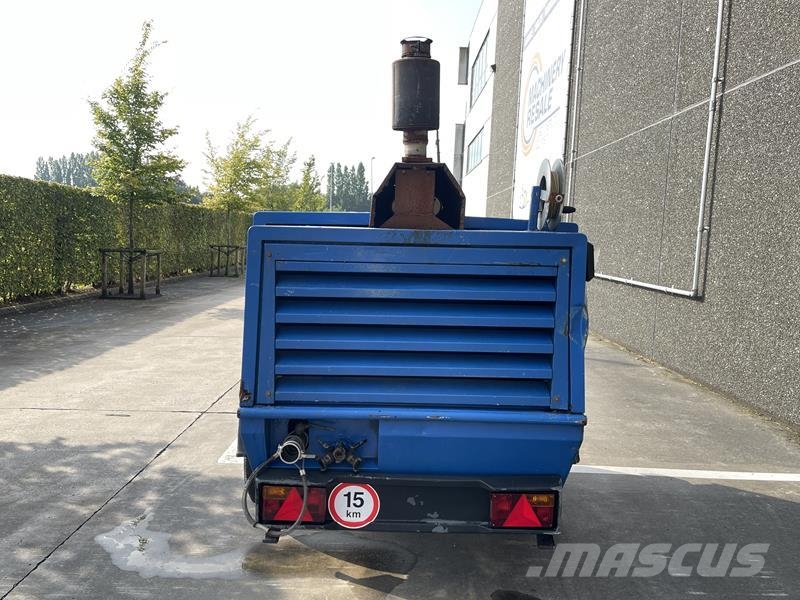 Atlas Copco XAHS 186 DD - N Kompresory