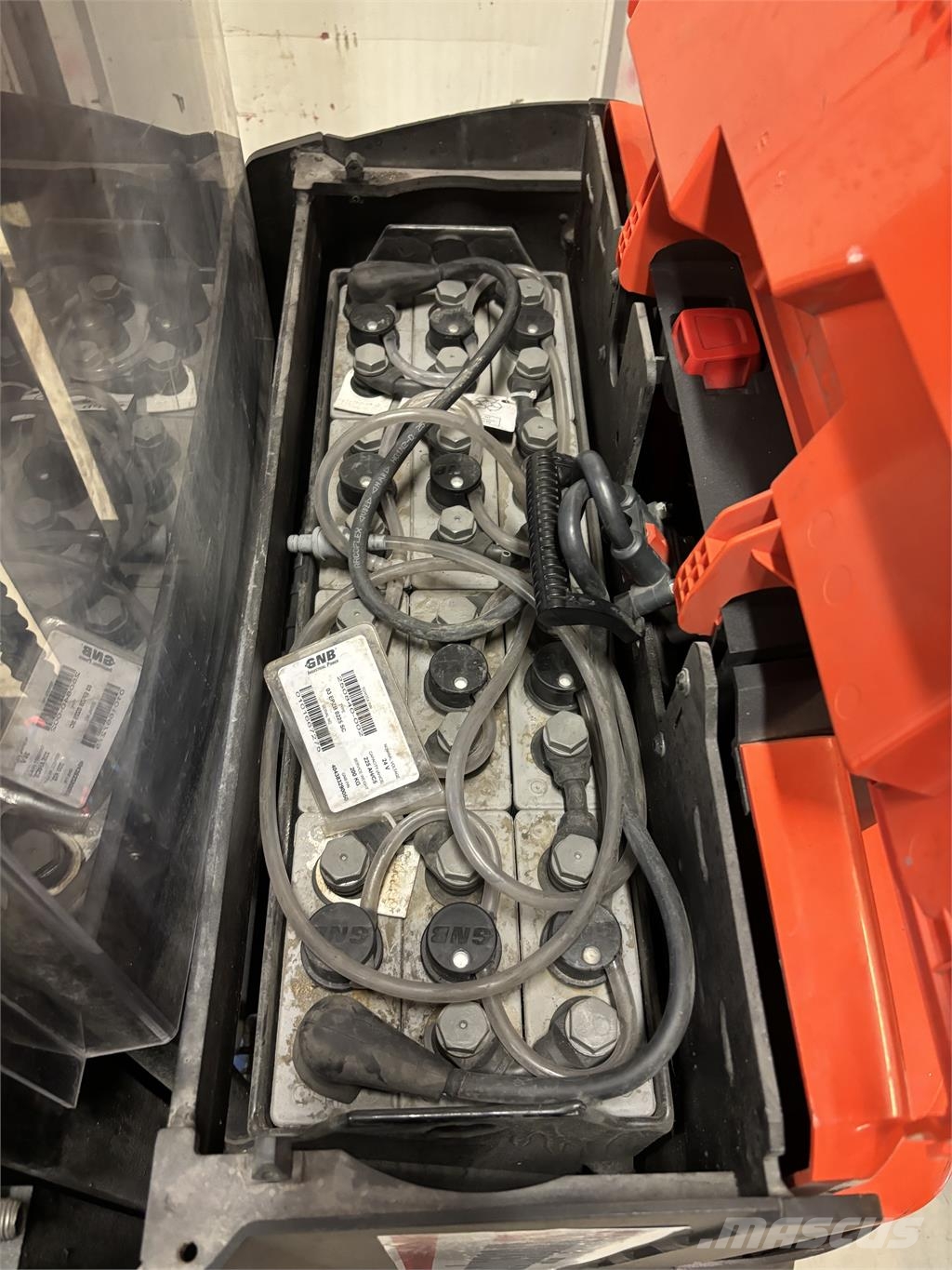 Toyota SWE120 Stand-in stackers