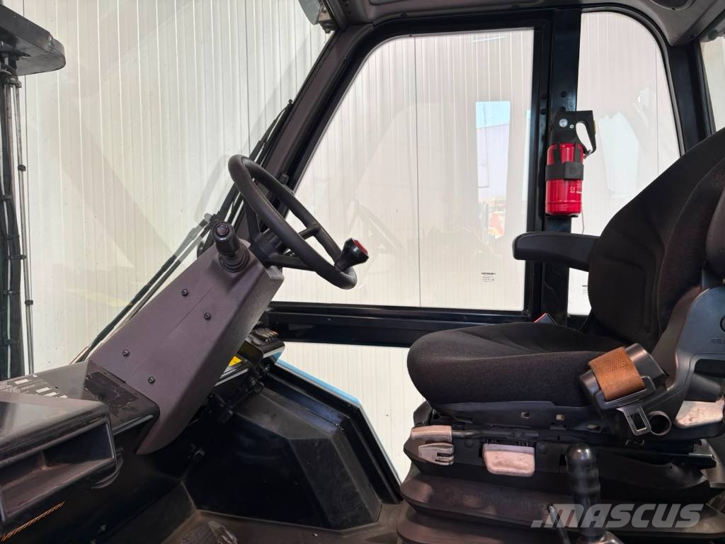 Manitou M30-4 Maastotrukit