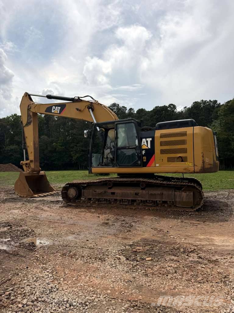 CAT 330 Pásové rýpadlá