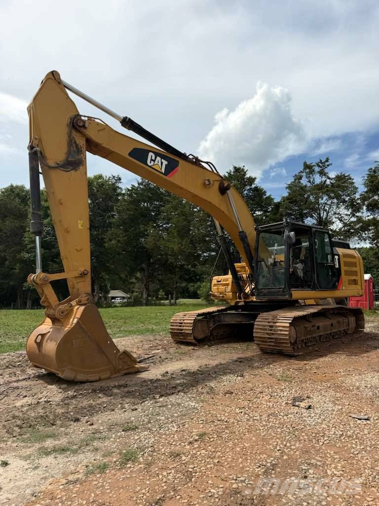 CAT 330 Pásové rýpadlá