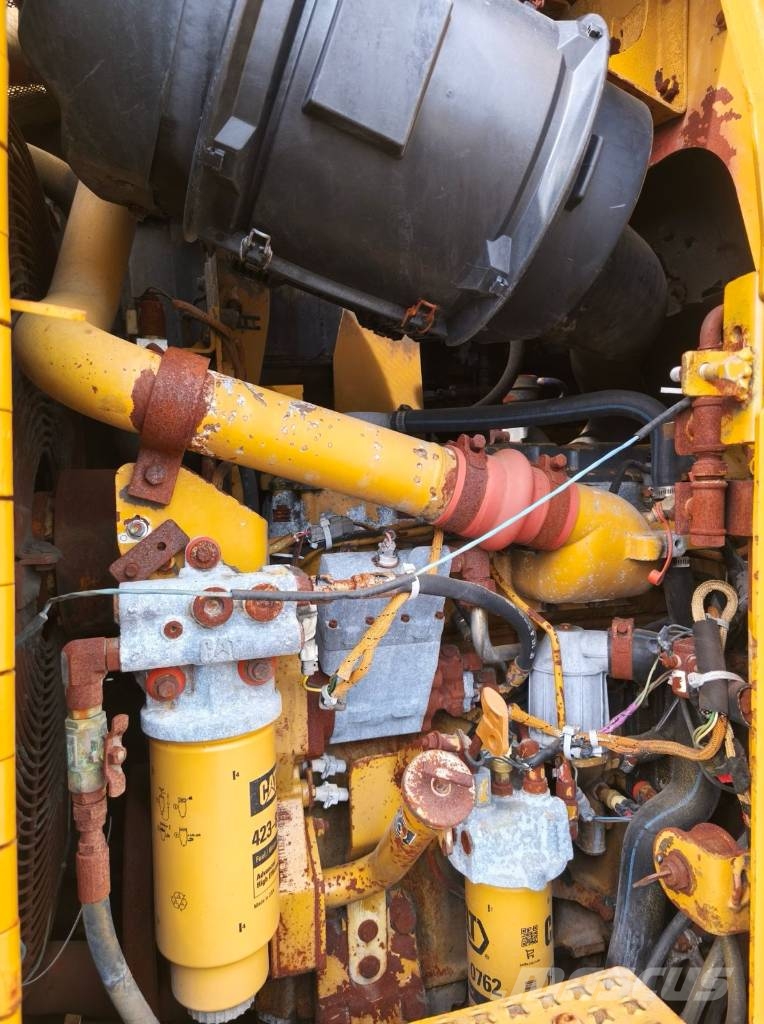 CAT 973 D Φορτωτές με ερπύστριες