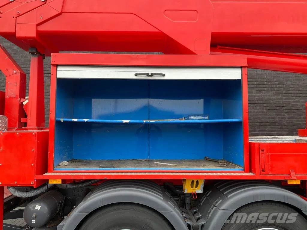 Scania P420 8X4 + BISON PALFINGER TKA 57 KS HOOGWERKER/HU Auto košare