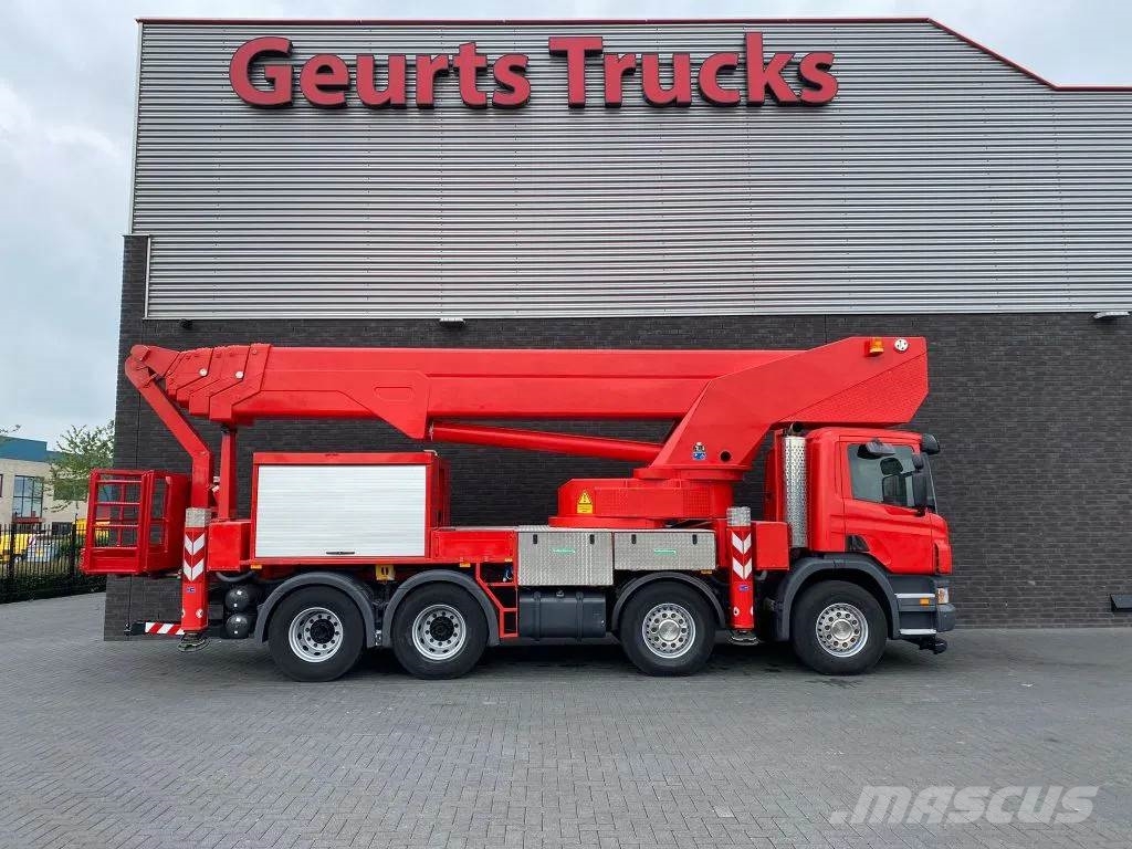 Scania P420 8X4 + BISON PALFINGER TKA 57 KS HOOGWERKER/HU Auto košare