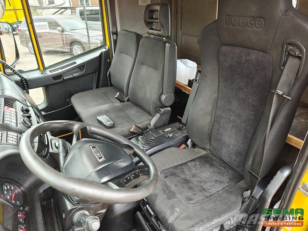 Iveco EuroCargo 120-220L 4x2 Half Sleeper Cabin (3 Perso مركبات إصلاح الأعطال
