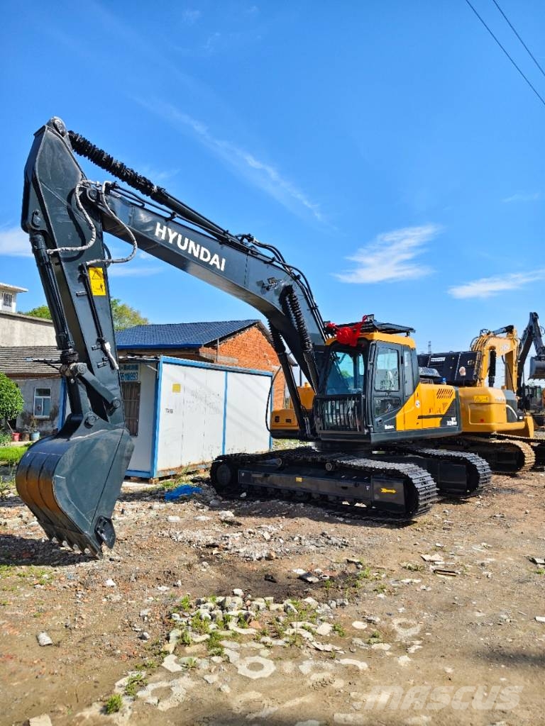Hyundai HX 220 HD Paletli ekskavatörler