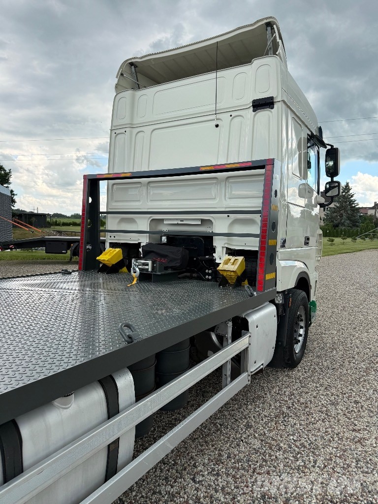 DAF XF 480 Camiones de superficie plana/cabrestantes