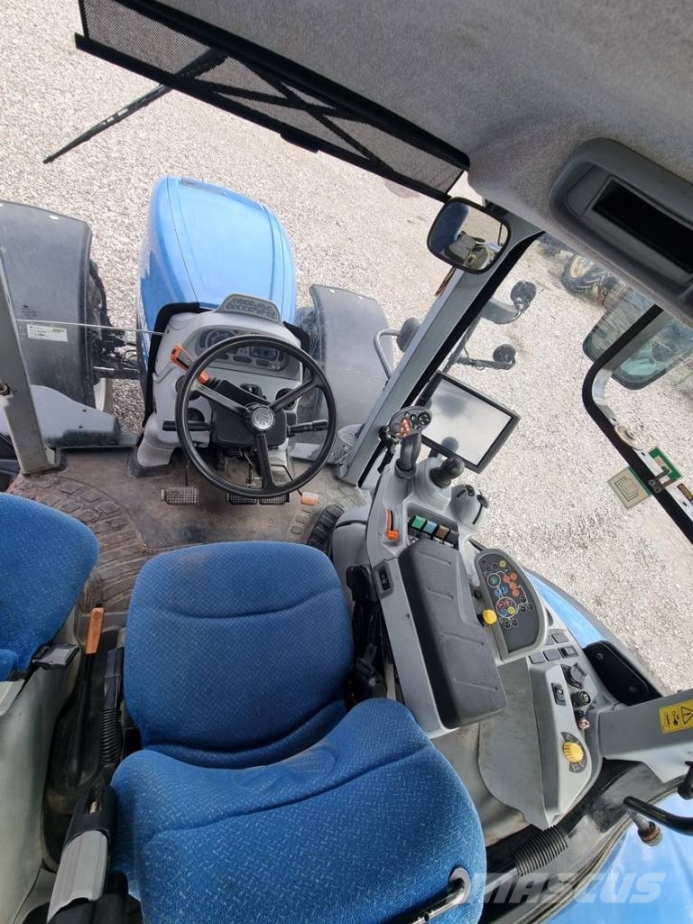 New Holland T 7.260 Traktoriai