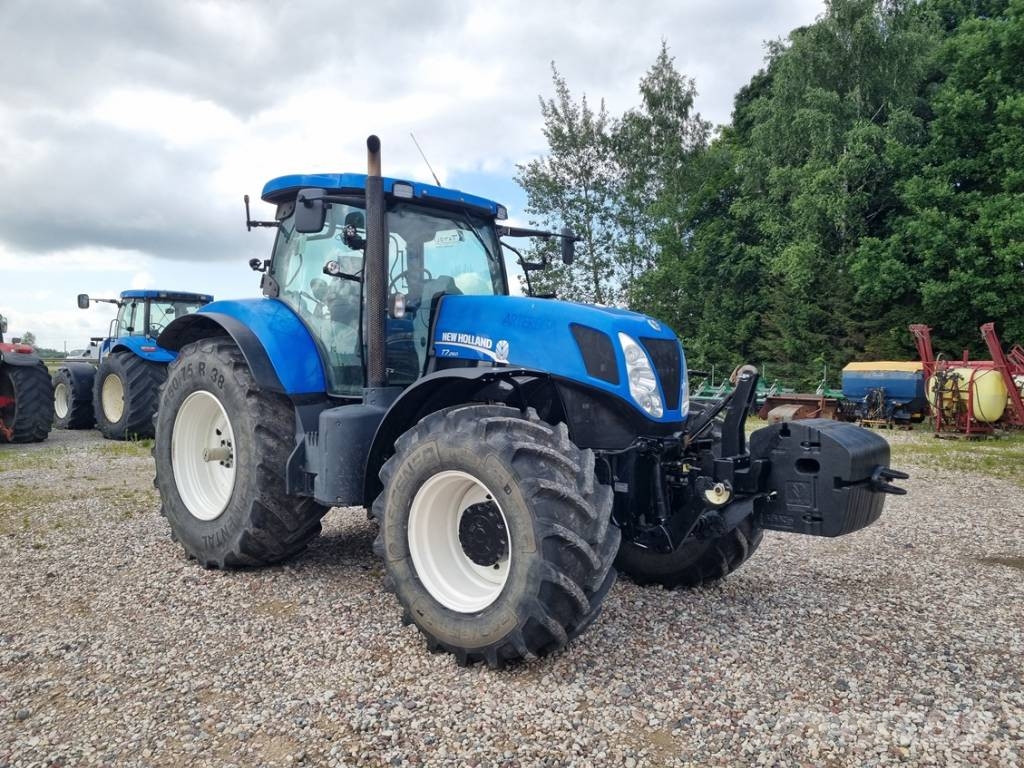 New Holland T 7.260 Traktoriai