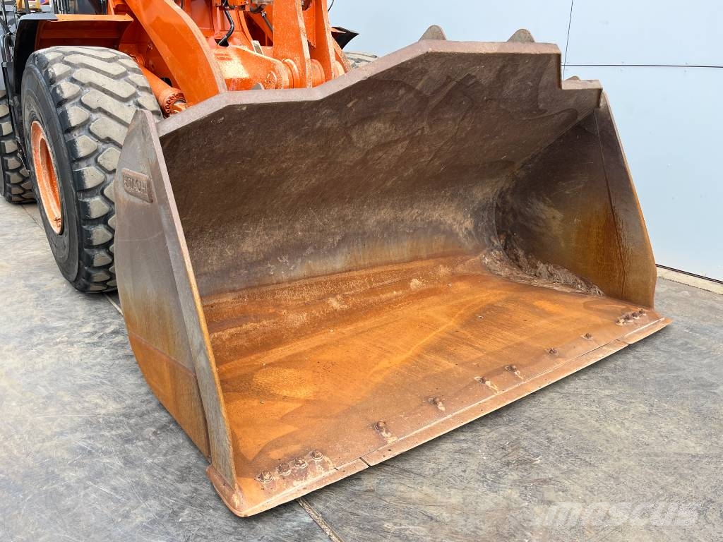 Hitachi ZW310-6 - Automatic Greasing / GOOD TYRES Hjullastere