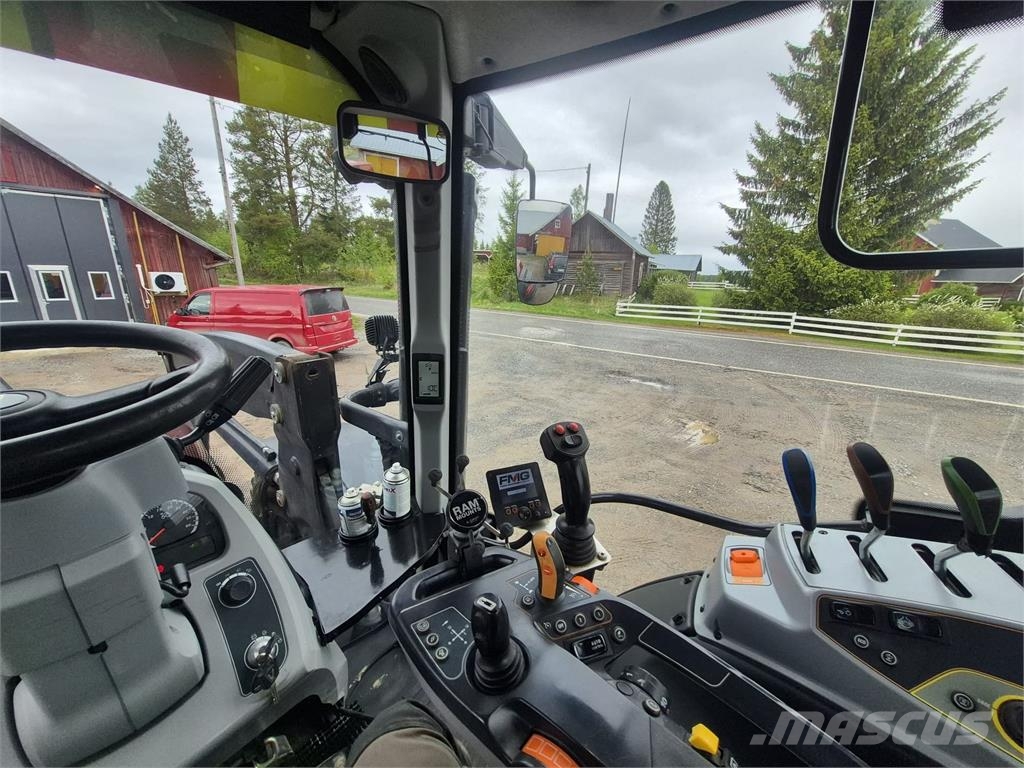 Valtra T174A Traktorit