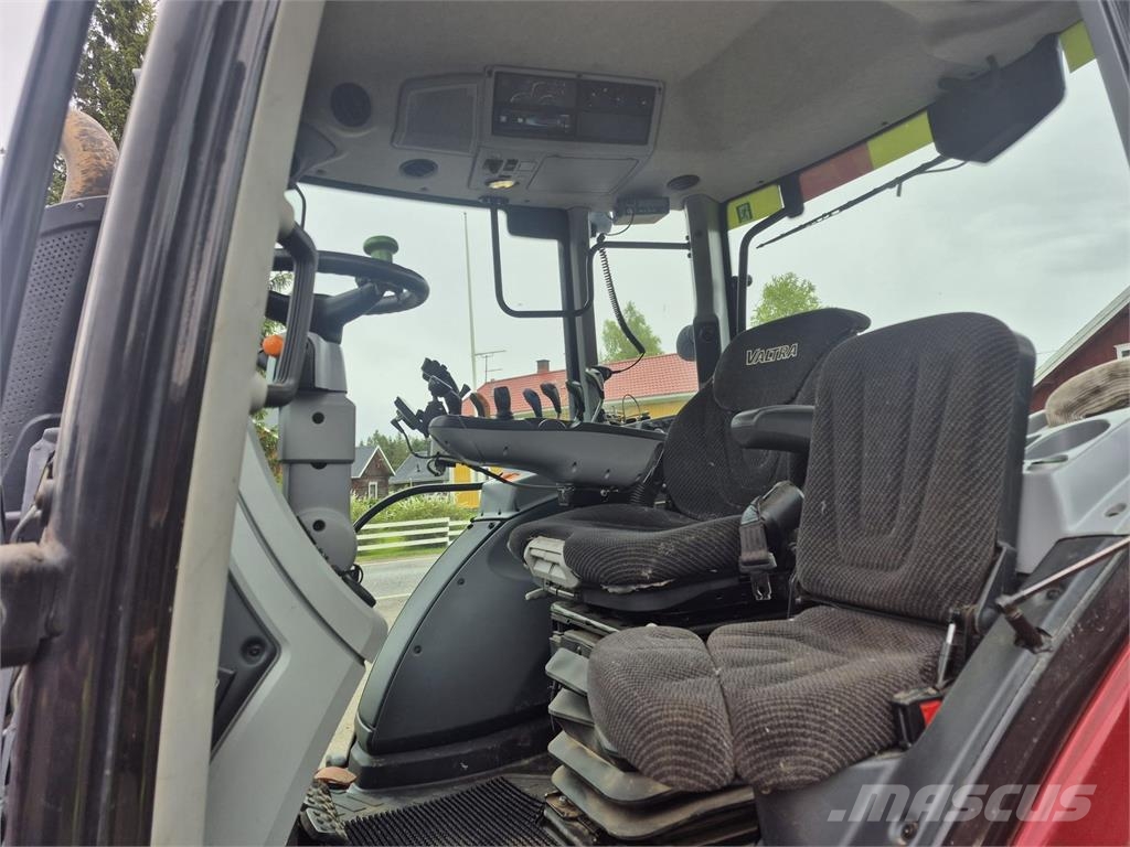 Valtra T174A Traktorit