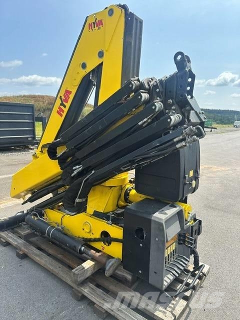 Hyva HB 160 X Loader cranes