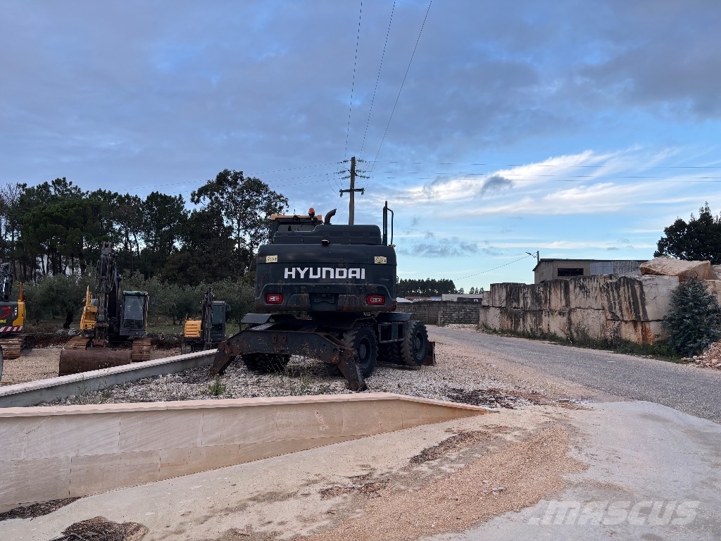 Hyundai HW 140 A Escavatori gommati