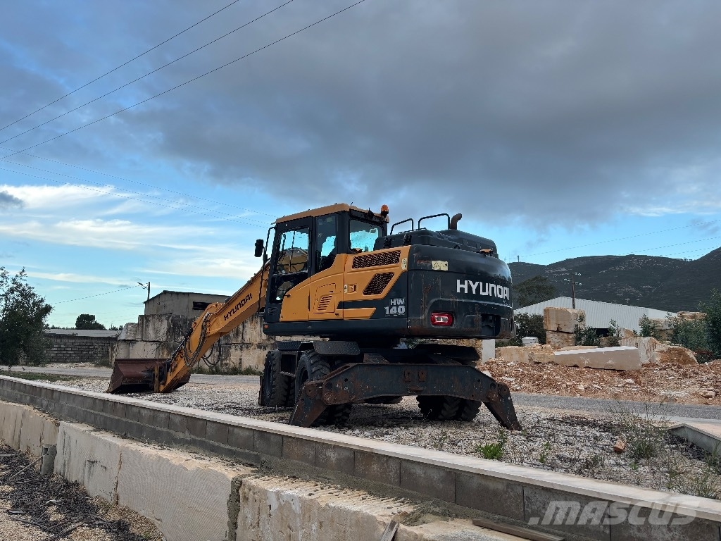 Hyundai HW 140 A Escavatori gommati