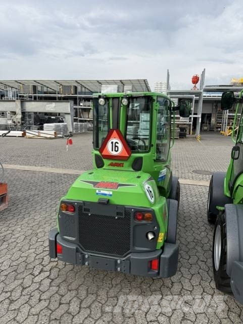 Avant 755 i Kompaktlader