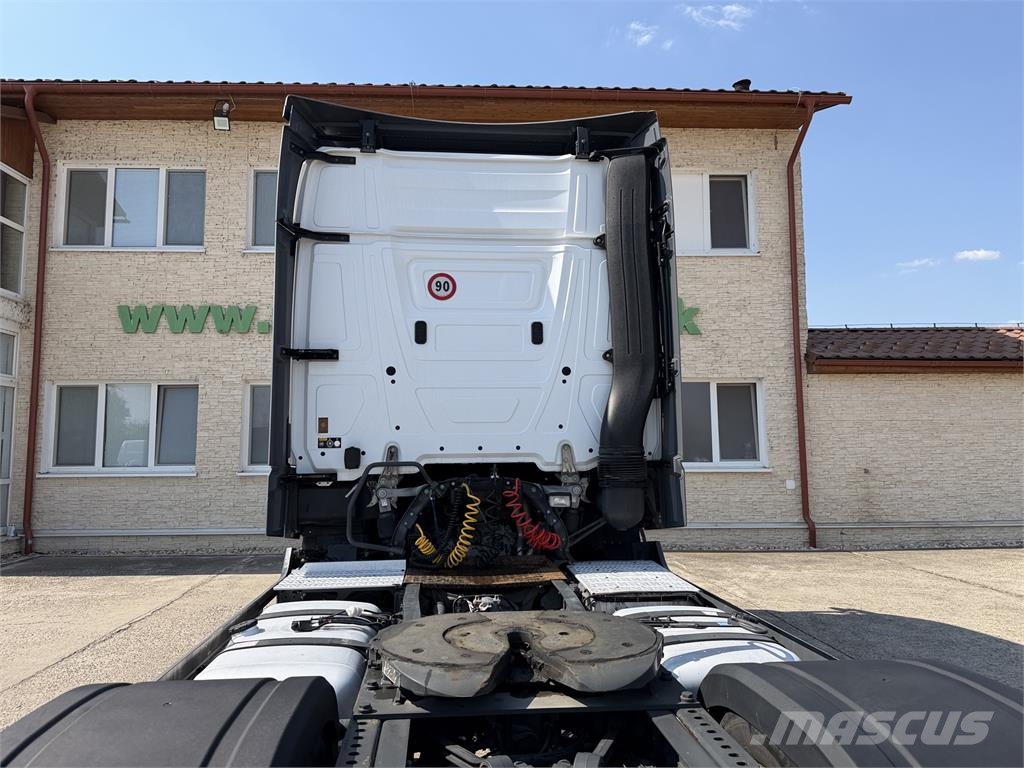Mercedes-Benz Actros VIN 261 Sattelzugmaschinen