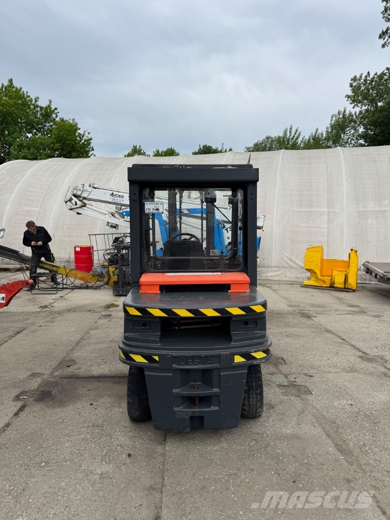 Desta DV 35 BK Diesel forklifts