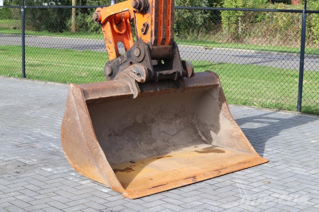 Doosan DX180LC | BUCKET | CW QUICK COUPLER Raupenbagger