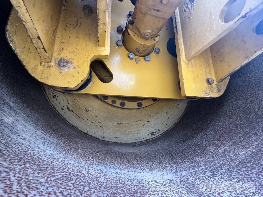 CAT CP68B Soil compactors