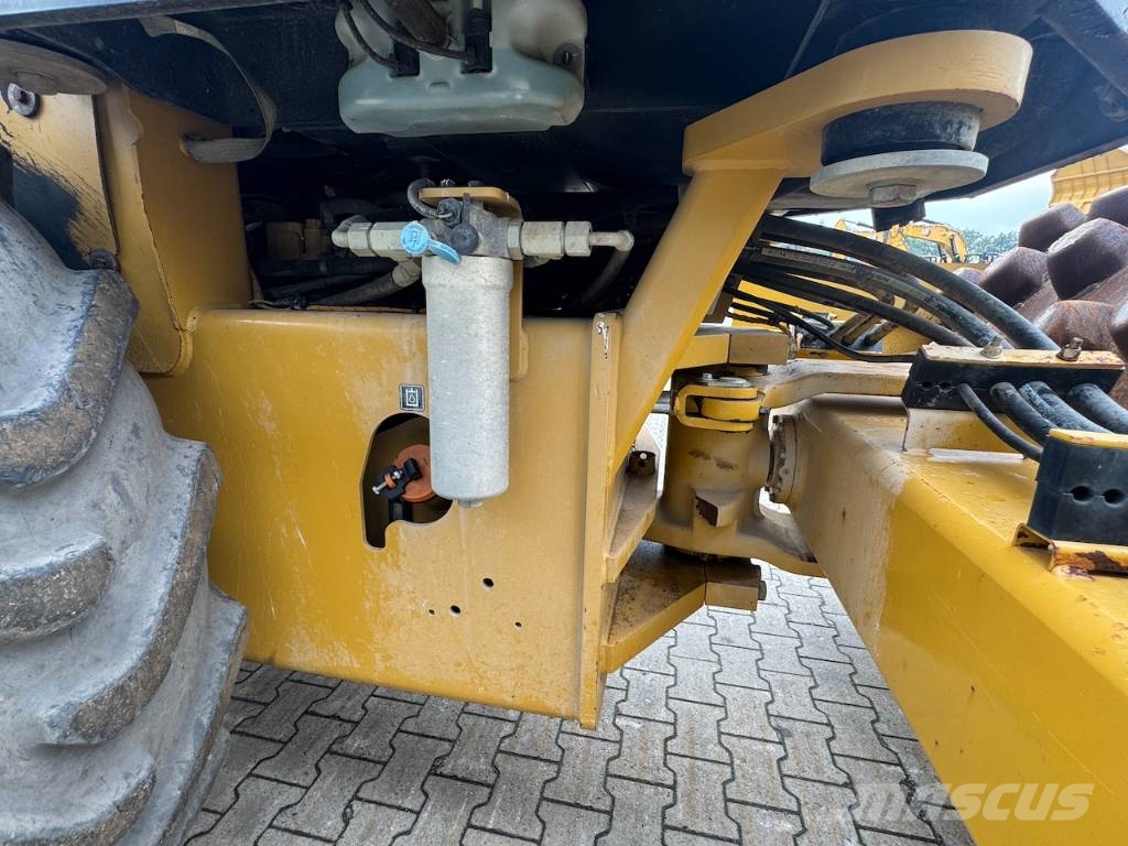 CAT CP68B Soil compactors