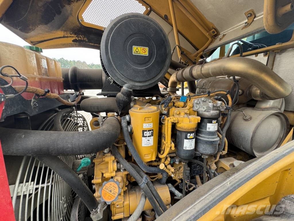 CAT CP68B Soil compactors