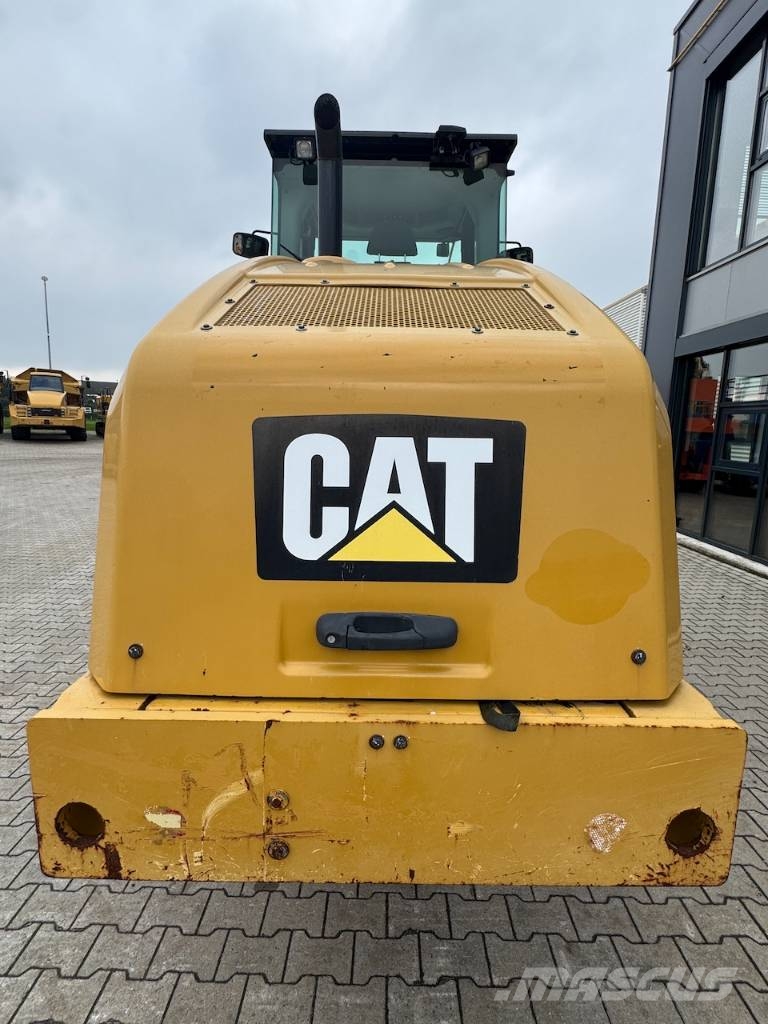 CAT CP68B Soil compactors