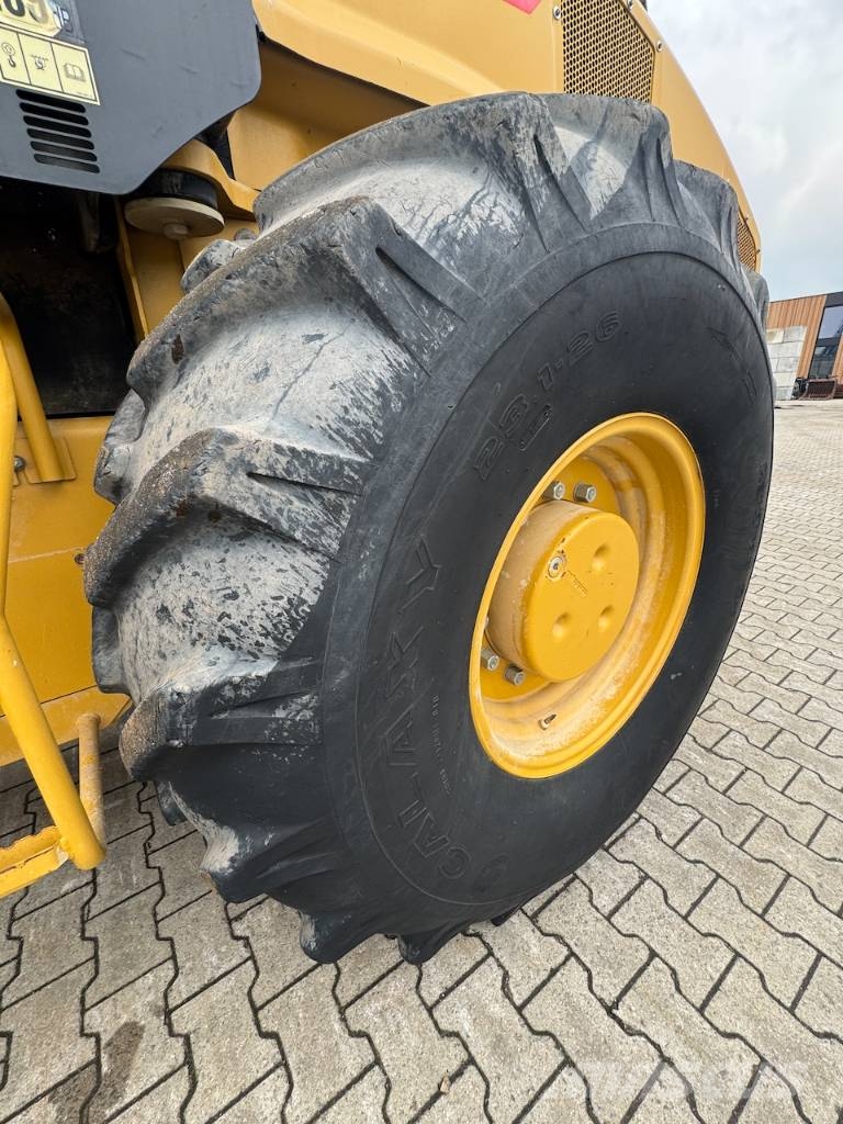 CAT CP68B Soil compactors