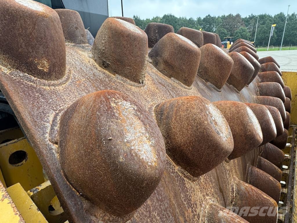 CAT CP68B Soil compactors