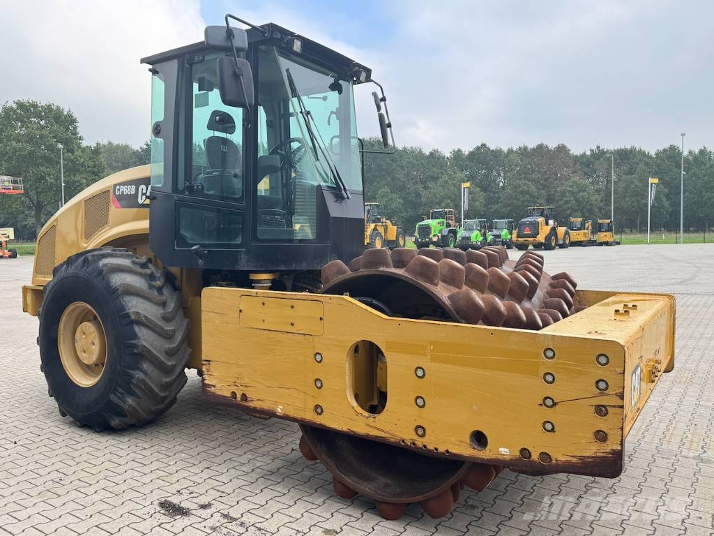 CAT CP68B Soil compactors