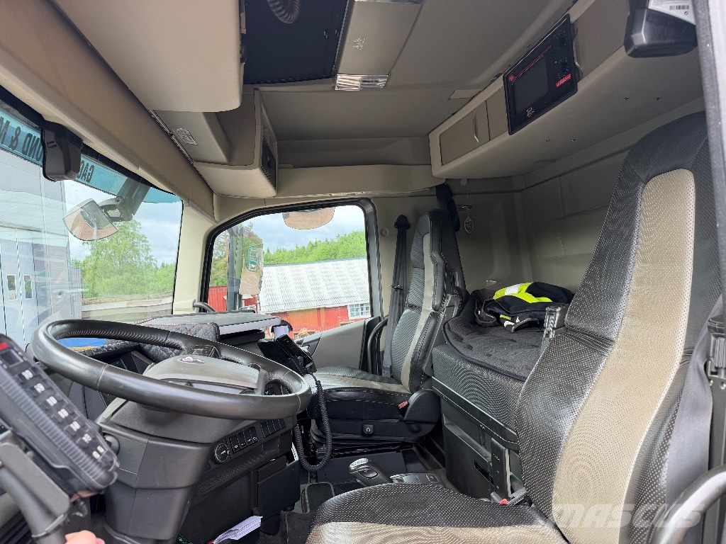 Volvo FH 12 460 工程吊钩车