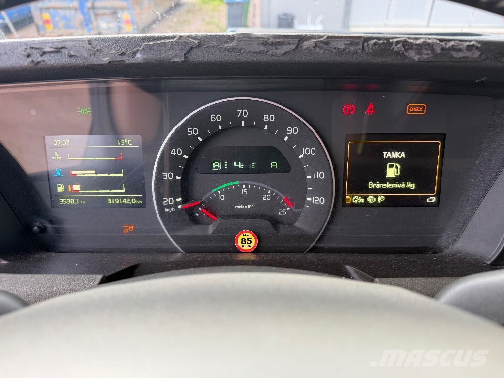 Volvo FH 12 460 工程吊钩车