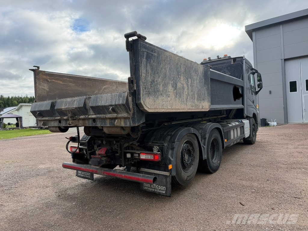 Volvo FH 12 460 工程吊钩车
