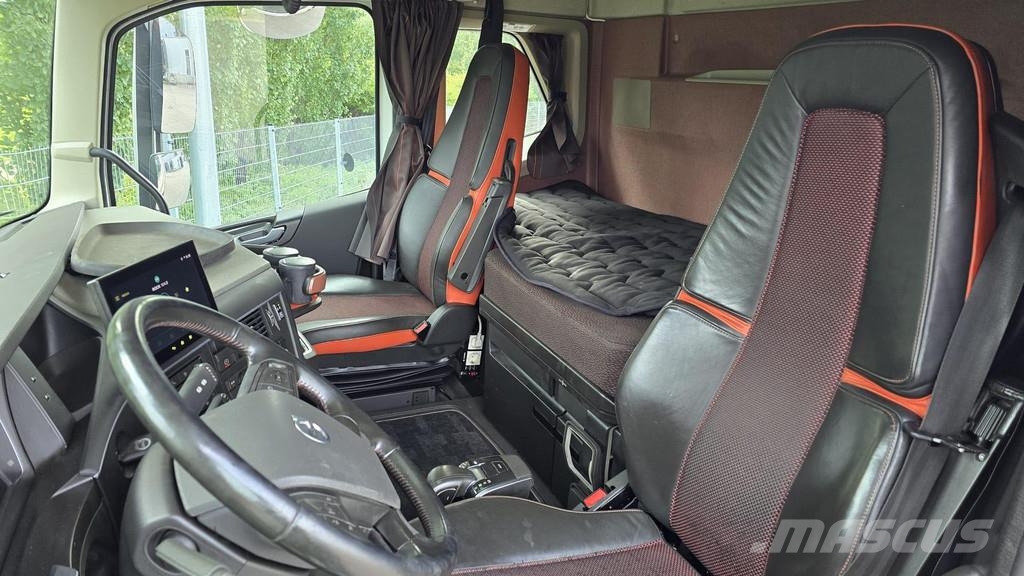 Volvo FH Puuautot