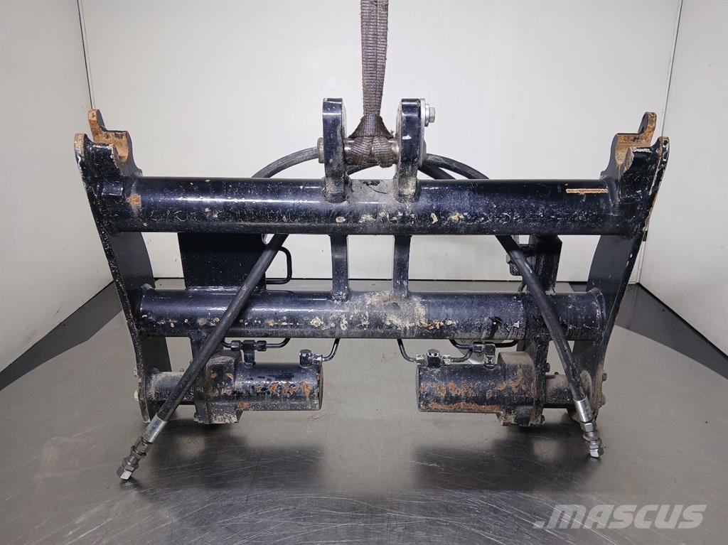 Terex TL70 - Quick coupler/Schnellwechsler/Snelwissel Brze spojke