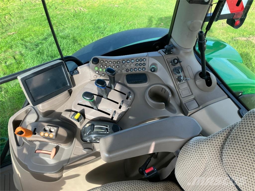 John Deere 6170R Tractoren