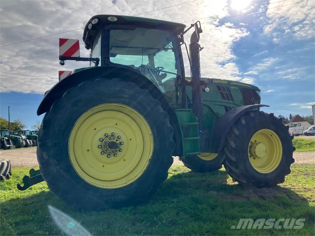 John Deere 6170R Tractoren
