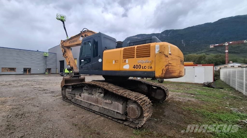 Hyundai R320LC-7A High walker Crawler excavators