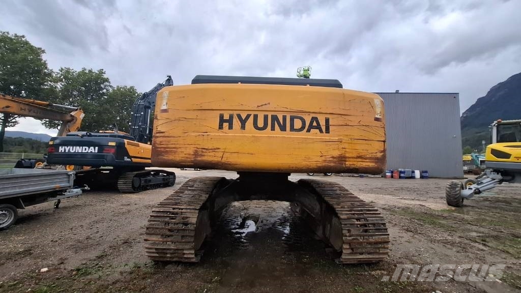 Hyundai R320LC-7A High walker Crawler excavators