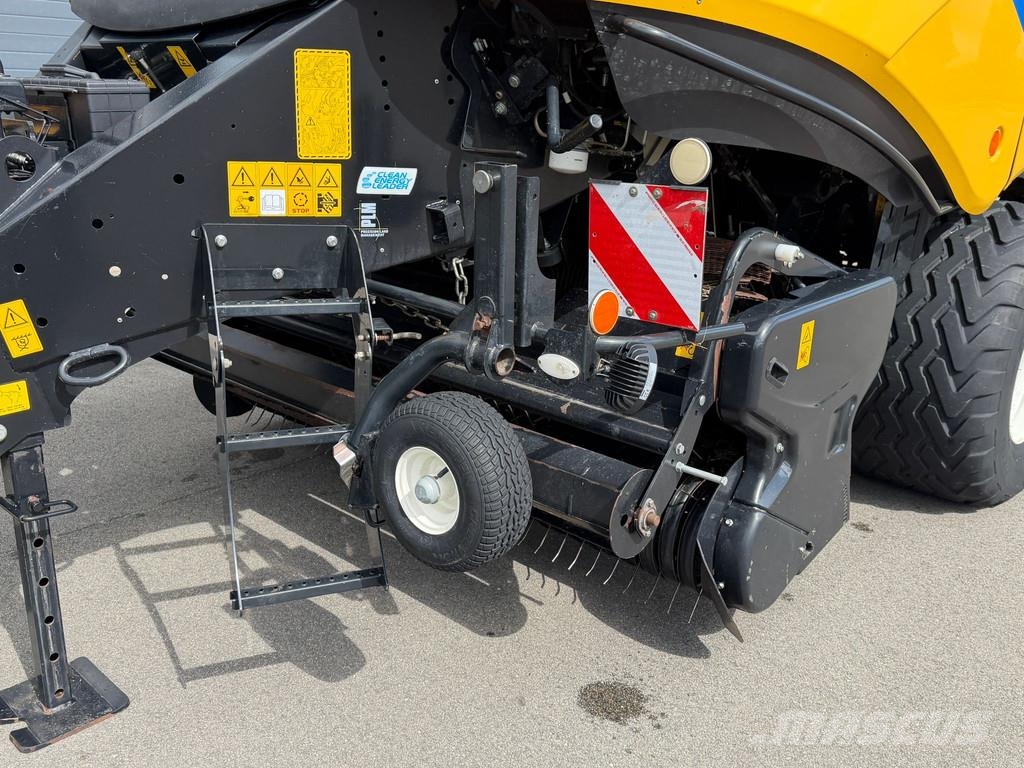 New Holland BIGBALER 1270 PLUS BigBaler 1270 Plus CropCutter V 목초 수확기