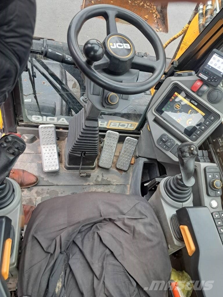 JCB 110 W Hydradig / Rototilt Pihdeillä / Excavadoras de ruedas