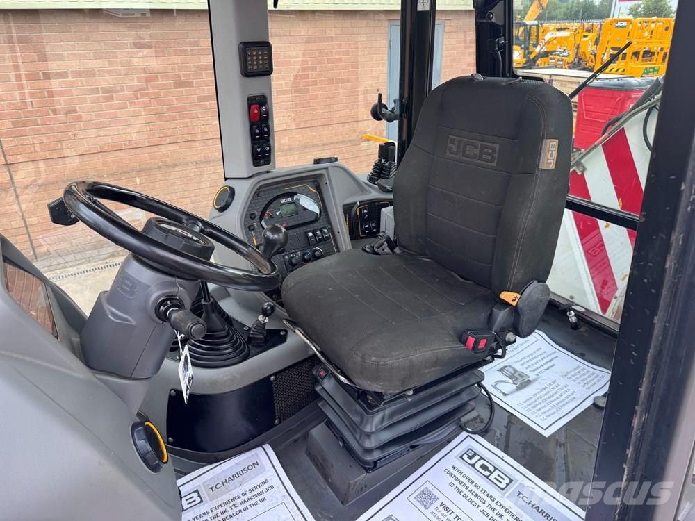 JCB 3CX COMPACT WITH BREAKER - CONSIGNED TO TCH JCB AU Baggerlader